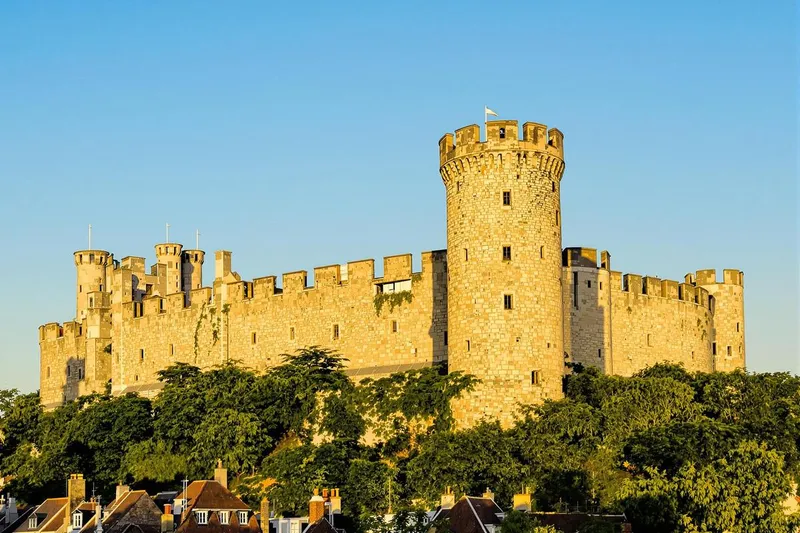 Ces remparts bretons longs de 2600 mètres fascinent 2 millions de voyageurs chaque année