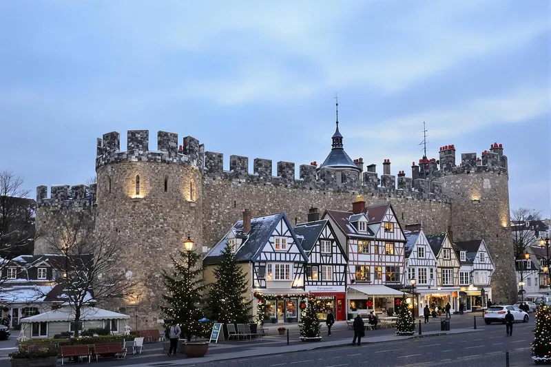 Une cité bretonne fascinante où 1800 ans d’histoire se dressent sur 2 km de remparts