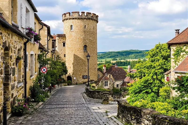 Les plus beaux villages autour de Clermont-Ferrand