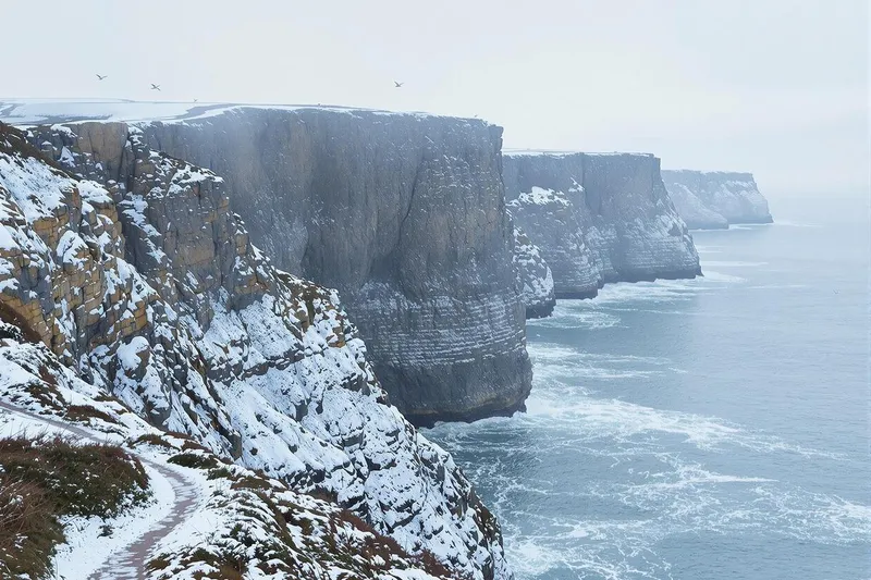 Les côtes françaises sous le givre : 130 km de sentiers aux paysages uniques