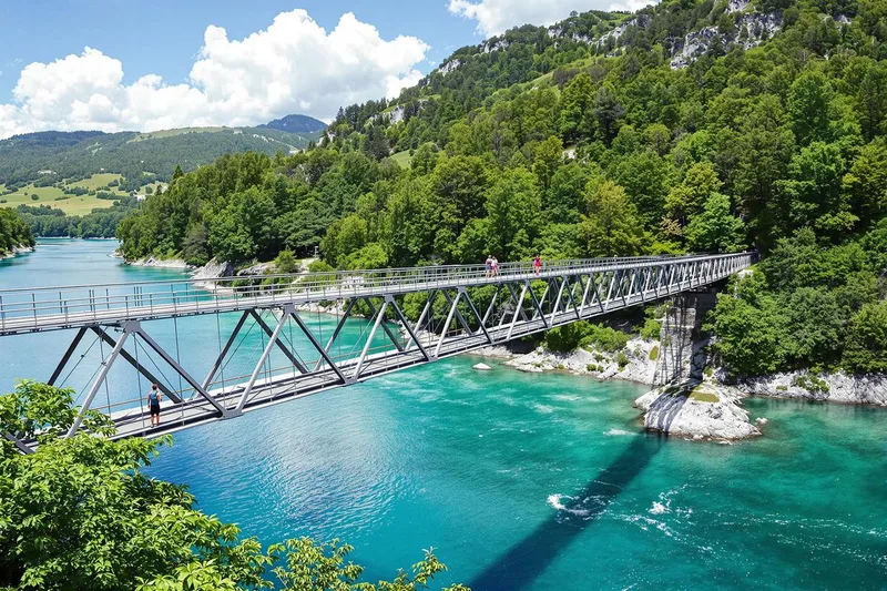 Passerelle himalayenne du Drac Mayres-Savel