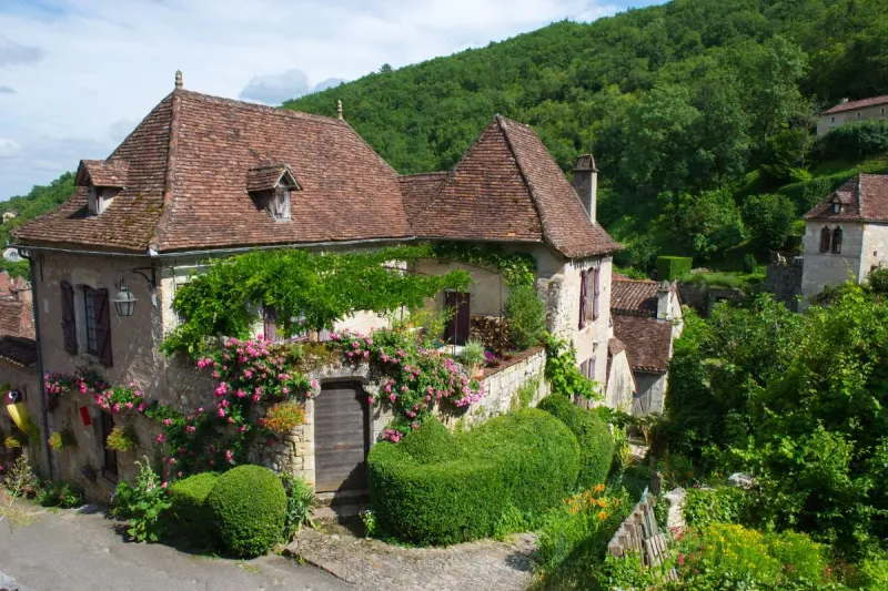 Quels sont les plus beaux villages de France à visiter cet été ?